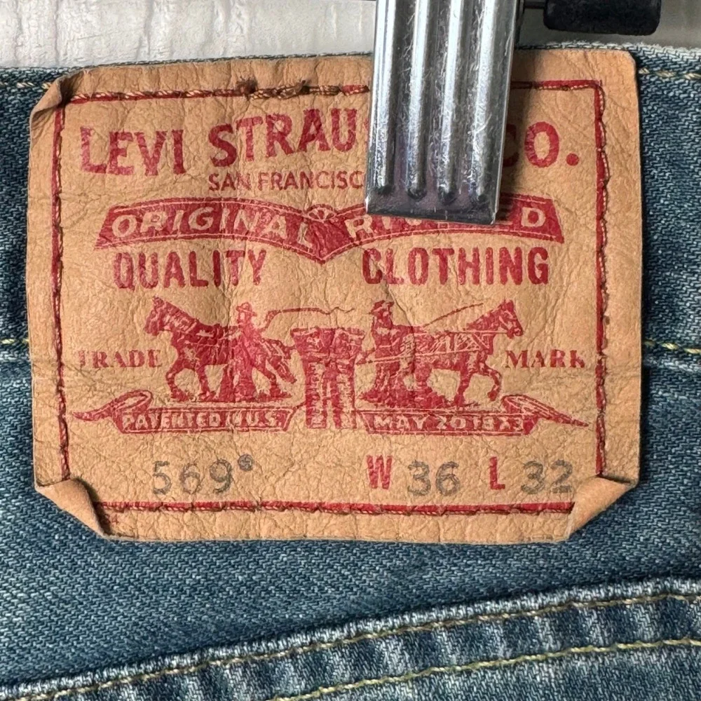 Levi's 569 Loose Straight Jeans Mens 36 Blue Medium Wash Denim Relaxed Fit‎